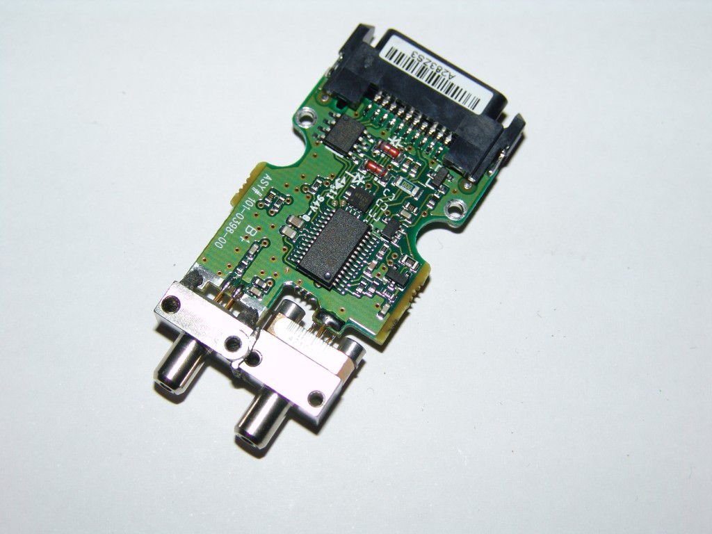 High Performance Multi-Chip Optical Connection