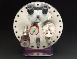 Ultra-Small, Near-Field Probe for Nanoscopic Applications